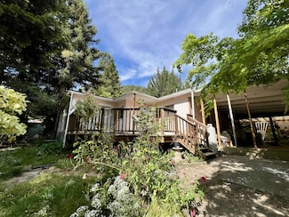 77 Sewell Dr, Weott, CA 95571