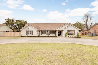 1606 Carter Creek Pkwy, Bryan, TX 77802