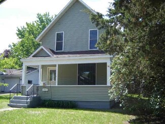 317 317 W Hoffman St, Paynesville, MN 56362