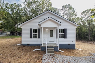 226 Central St, Tracy City, TN 37387