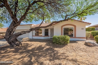 14561 N Line Post Ln, Oro Valley, AZ 85755