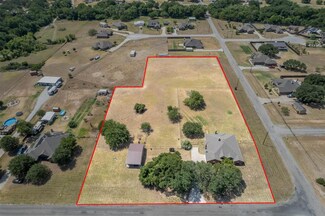 100 Brady Coleman Ln, Springtown, TX 76082