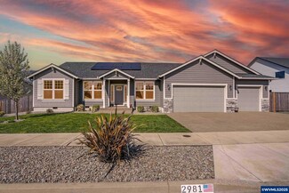 2981 Clearwater Dr NE, Albany, OR 97321