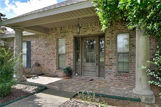 3005 Englewood Dr, Jennings, LA 70546