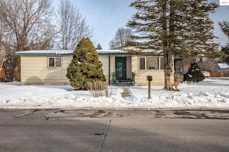 802 N Ella Ave, Sandpoint, ID 83864