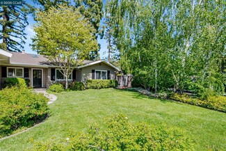 147 Brookfield Dr, Moraga, CA 94556