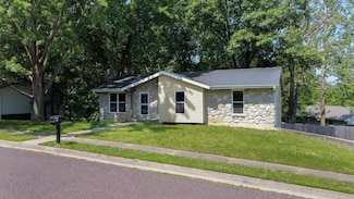 3511 Deer Run Dr, Columbia, MO 65202