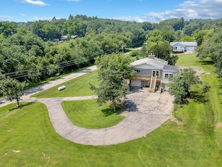 E4138 Pierce Rd, La Valle, WI 53941