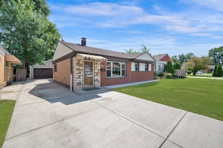 8053 S Kenton Ave, Chicago, IL 60652