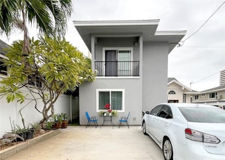 1697 Lewalani Dr, Honolulu, HI 96822