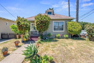 2875 Sunset Ave, Oakland, CA 94601