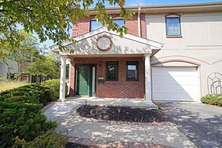 5221 N Bend Crossing, Cincinnati, OH 45247