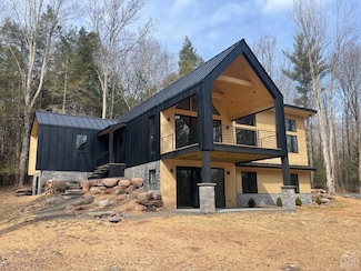 31 Windham Farms Rd, Windham, NY 12496