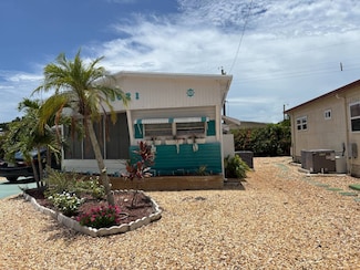 5021 Pebble Beach Ave, Sarasota, FL 34234
