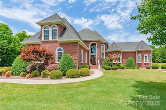 572 W Shiloh Unity Rd, Lancaster, SC 29720
