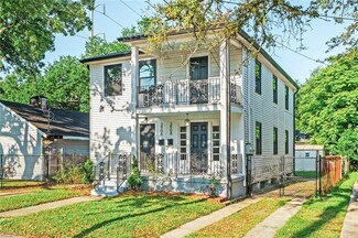 3906 08 Pauger St, New Orleans, LA 70122