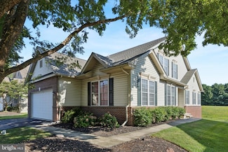 299 Kingsfield Dr Unit 16, Souderton, PA 18964