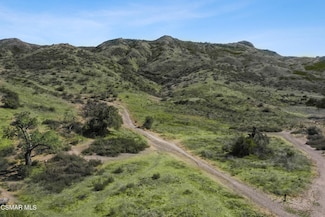 5946 Oak Knolls Rd, Simi Valley, CA 93063