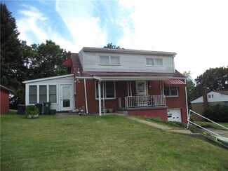 2520 Mohawk St, White Oak, PA 15131