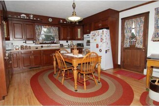 1127 Columbia Ave, Reading, PA 19608
