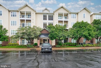 1530 Spring Gate Dr Unit 9208, McLean, VA 22102