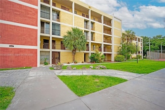 9210 Fontainebleau Blvd Unit 505, Miami, FL 33172