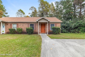 118 Windsor Ct, Jacksonville, NC 28546