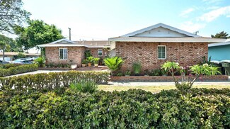 3102 W Del Monte Dr, Anaheim, CA 92804