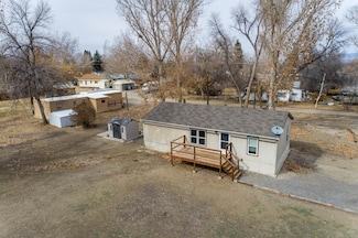 354 5th St, Basin, WY 82410