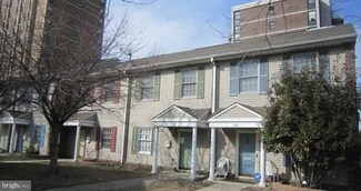104 Stevens Ct, Camden, NJ 08103