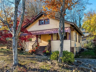527 Pennsylvania Ave, Monroeville, PA 15146