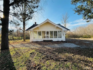 9305 US Highway 51, Ashley, IL 62808