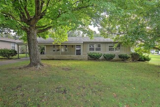 249 Lawrence St Unit 1, Illiopolis, IL 62539