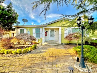 118 Quary Ln, Winlock, WA 98596