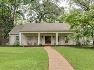 6353 Kirby Oaks Dr, Memphis, TN 38119