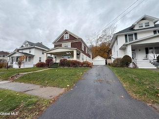 83 Stewart St, Amsterdam, NY 12010