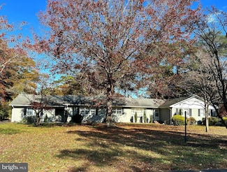 9593 N Shore Dr, Seaford, DE 19973