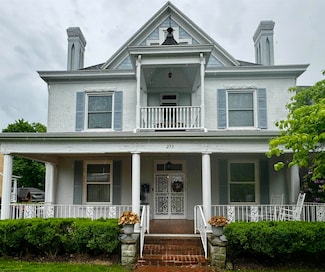 253 Carr Ave, Clarksburg, WV 26301