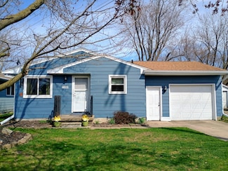 4015 Pleasant Grove Rd, Lansing, MI 48910