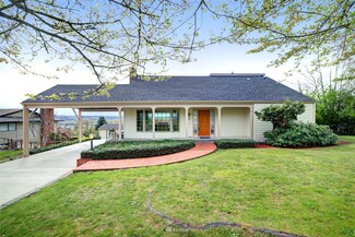7601 S 135th St, Seattle, WA 98178
