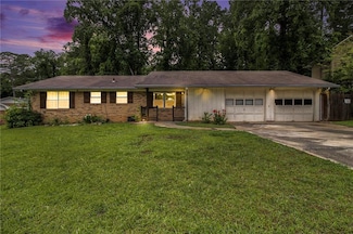 1239 Sharonton Dr, Stone Mountain, GA 30083