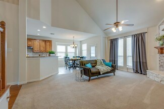 1608 Creek Crest Dr, McKinney, TX 75071