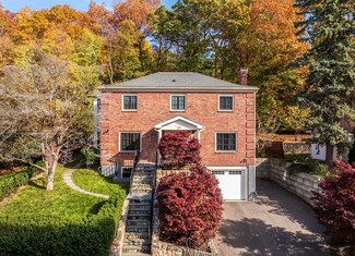 227 Tappan St Unit 227, Brookline, MA 02445