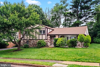 2524 Kirk Dr, Huntingdon Valley, PA 19006