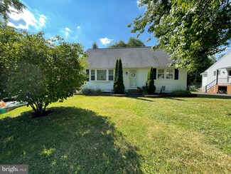 430 Walnut Ave, Horsham, PA 19044