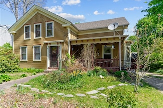 48 Highview Ave, Hope Valley, RI 02832