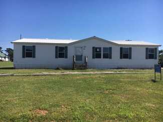 306 E Ninth St, Leedey, OK 73654