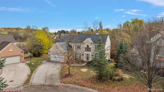 5699 Applegrove Dr, West Bloomfield, MI 48324