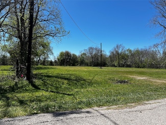 8002 Seddon Rd, Pearland, TX 77581