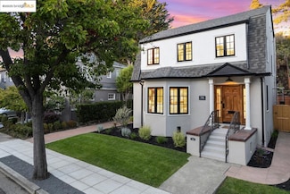 786 Trestle Glen Rd, Oakland, CA 94610